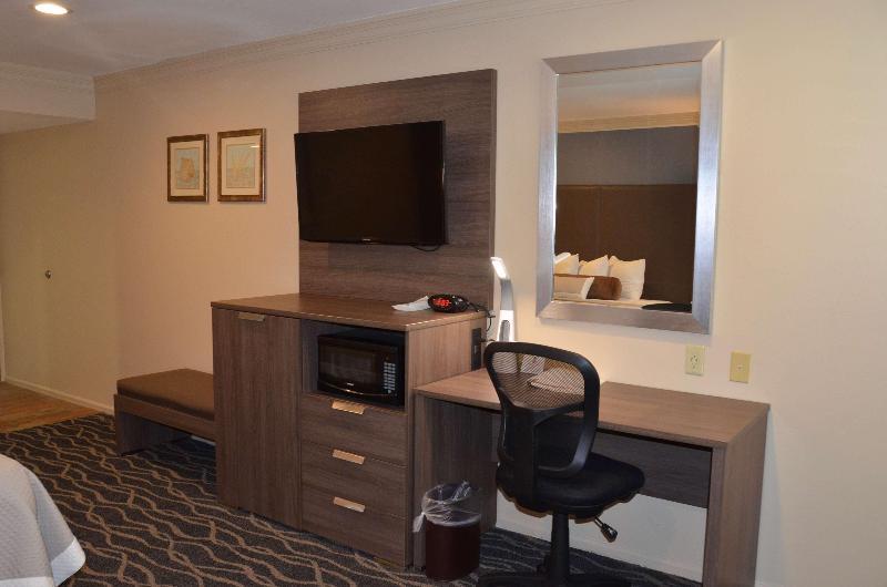 Best Western Plus Hill House Bakersfield Bagian luar foto