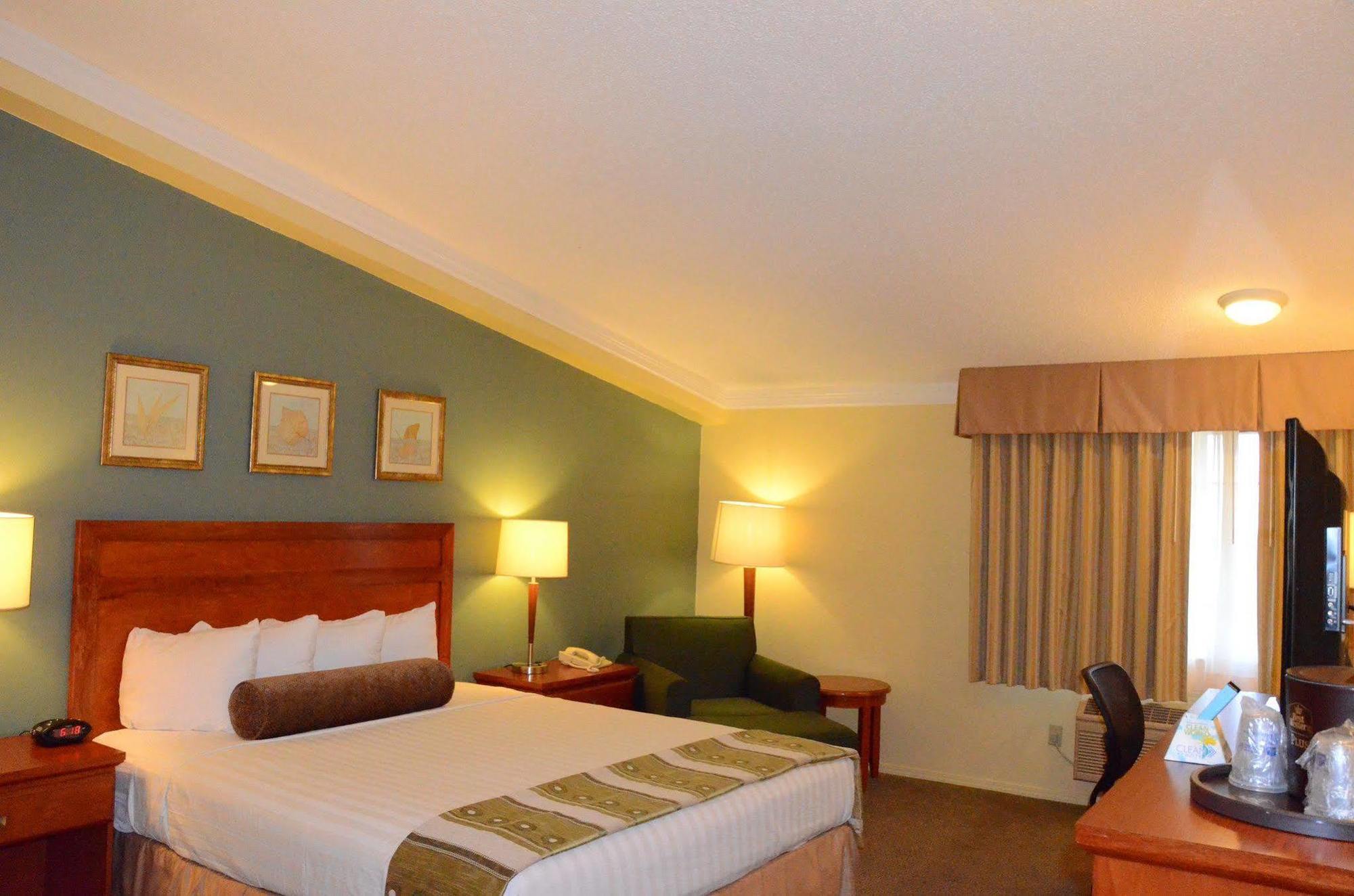 Best Western Plus Hill House Bakersfield Bagian luar foto