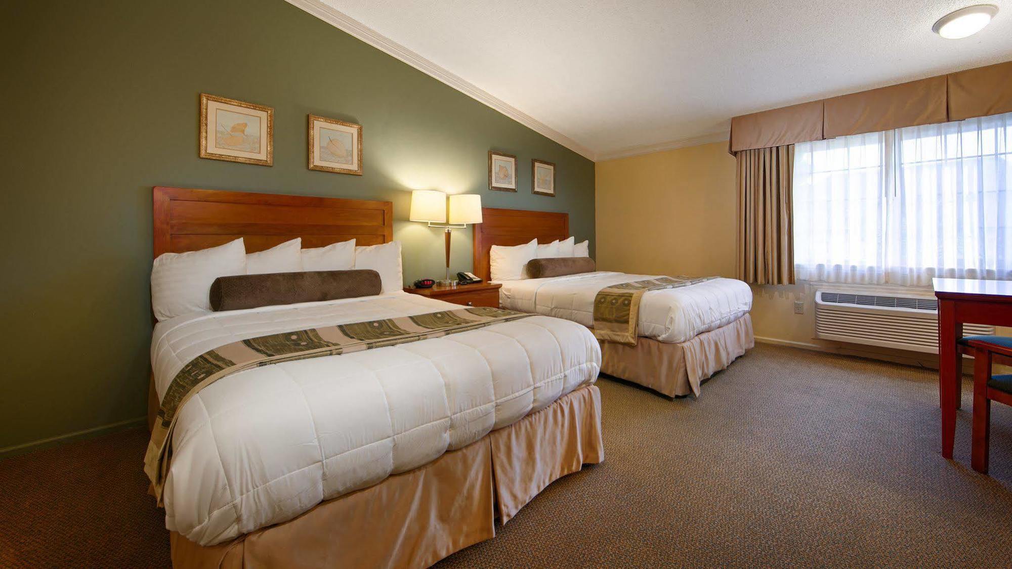 Best Western Plus Hill House Bakersfield Bagian luar foto
